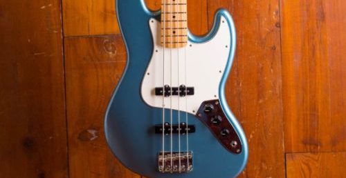 Fender Player Series （フェンダープレイヤーシリーズ）Jazz Bass の 